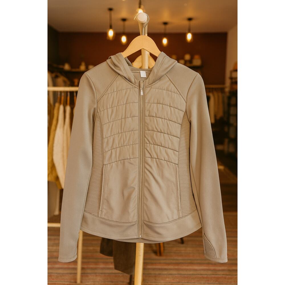 Tek Gear Women’s XL Hooded Softshell Jacket Beige Full Zip Quilted Front